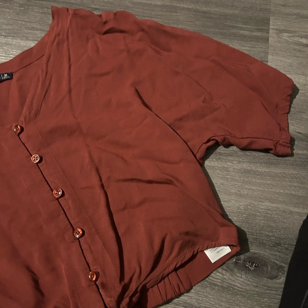 Women's Rust Button-Up Top - Picture 5 of 5